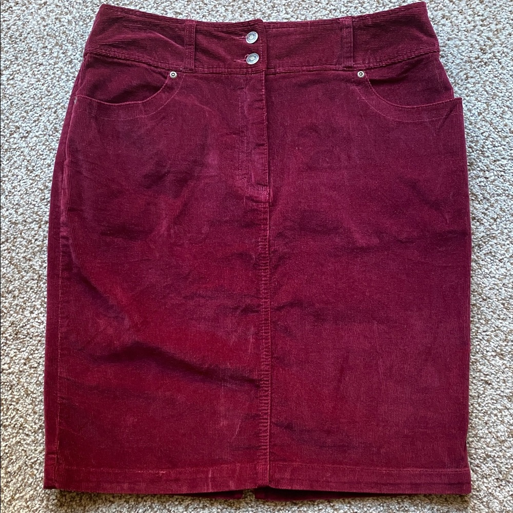 Jeanology Ladies Burgundy Corduroy Pencil Skirt. Size 14 Vintage